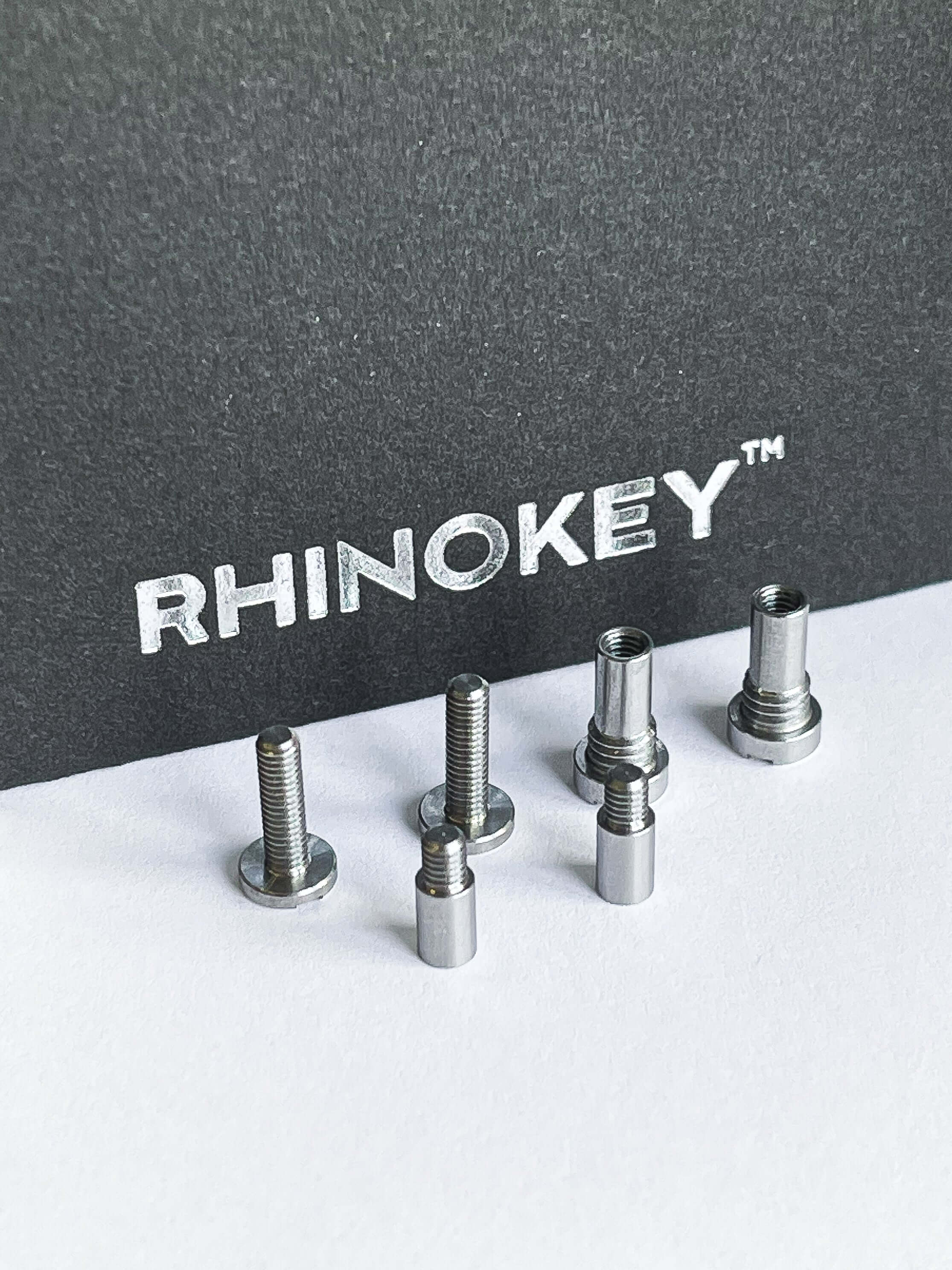 Rhinokey extra schroeven + Snellere afhandeling